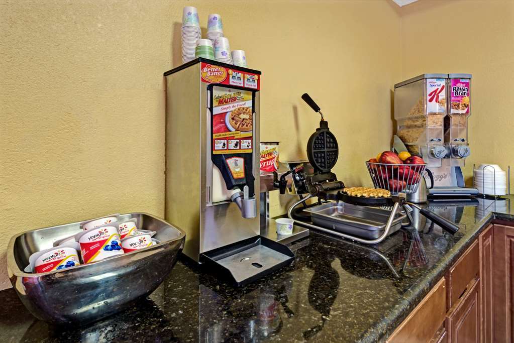 Quality Inn Overland Park Kansas City Зручності фото
